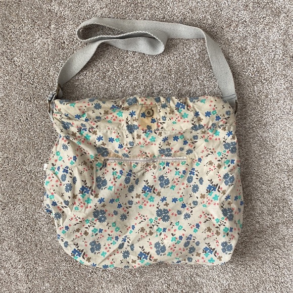 Canvas Messenger Bag - Picture 3 of 4